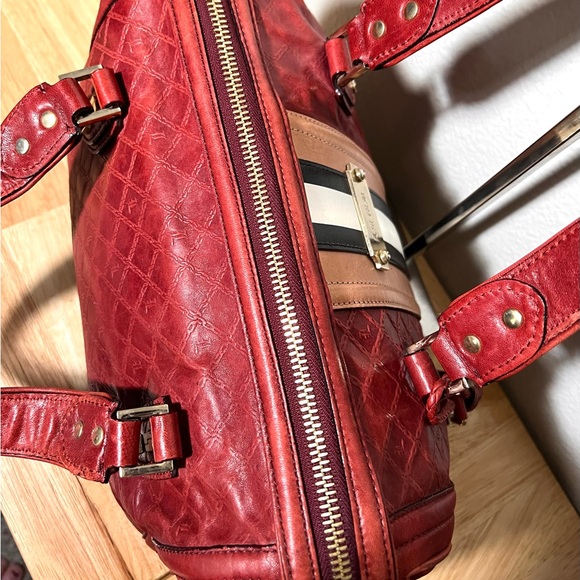 ❣️Reserved❣️LAMB Gwen Stefani Fadeout Satchel in Red Very Nice Condition! - Picture 5 of 14